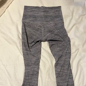 Lululemon cropped leggings